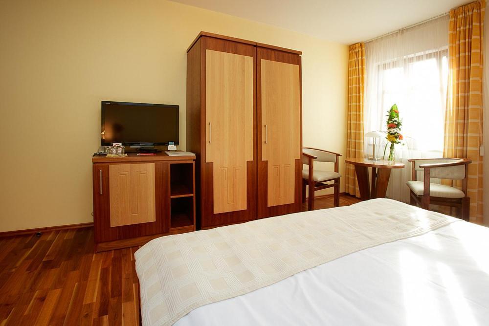 אולומוץ Hotel Penzion Na Hrade חדר תמונה